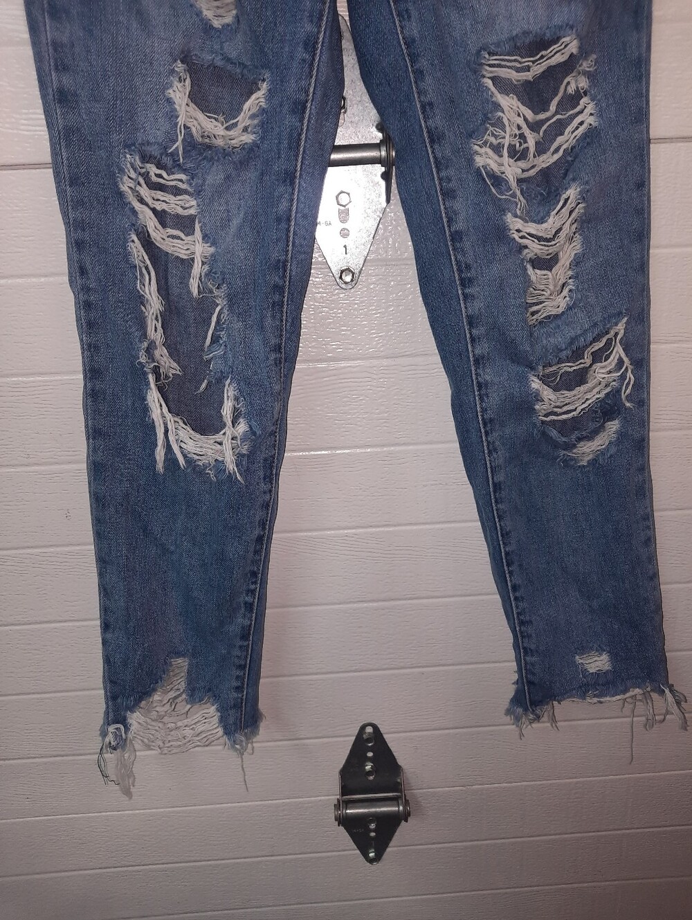 Distressed Blue Women’s Jeans - Picture 2 of 9